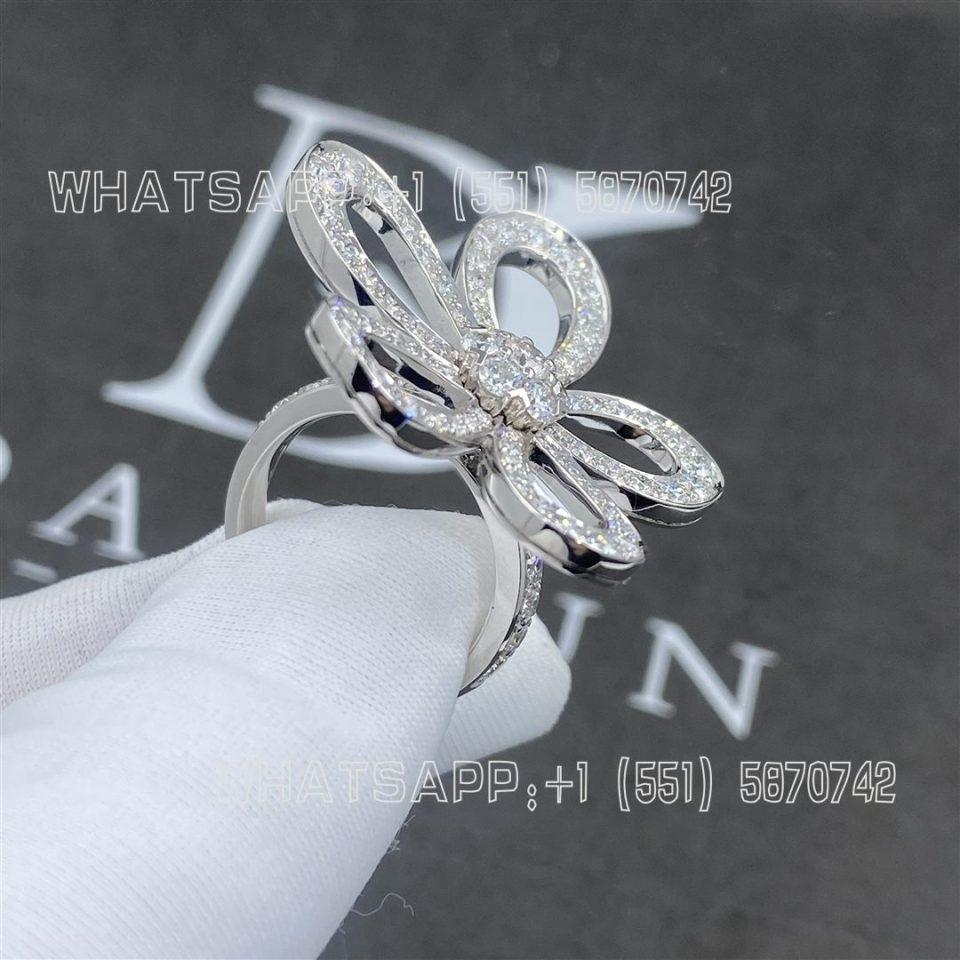 Custom Jewelry Van Cleef & Arpels Flowerlace ring Diamond and White gold VCARP05300