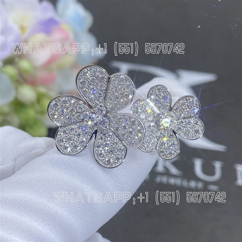 Custom Jewelry Van Cleef & Arpels Frivole Between the Finger Ring Diamond VCARB67500