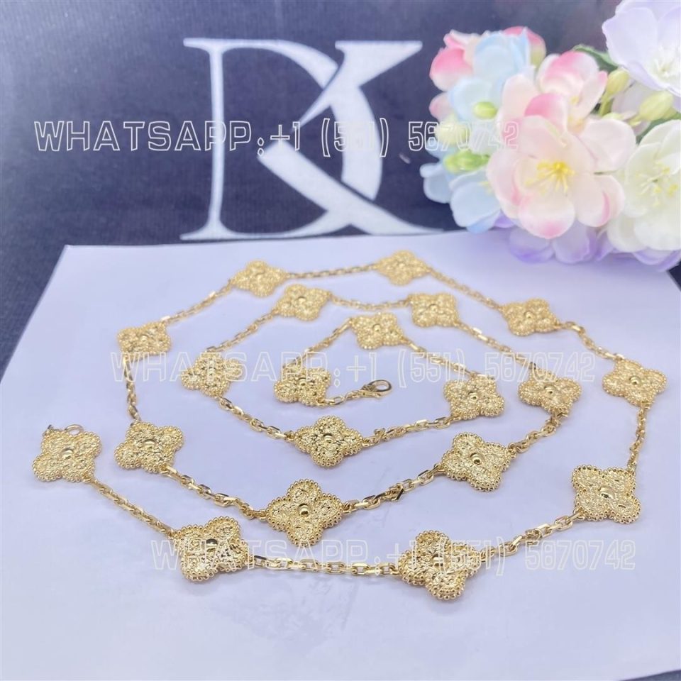 Custom Jewelry Van Cleef & Arpels Vintage Alhambra long necklace, 20 motifs 18K yellow gold VCARO1IC00