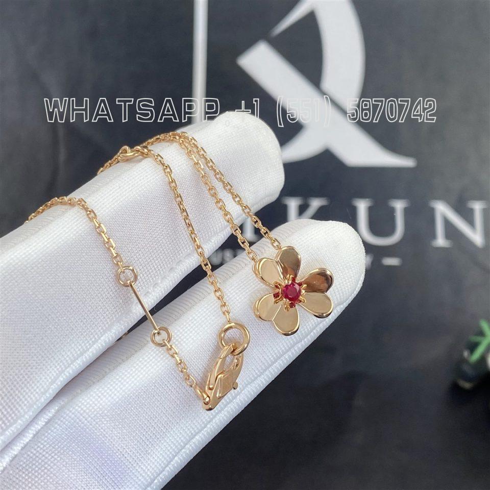 Custom Jewelry Van Cleef & Arpels mini model Frivole pendant in 18K Rose gold and Ruby VCARP7S800
