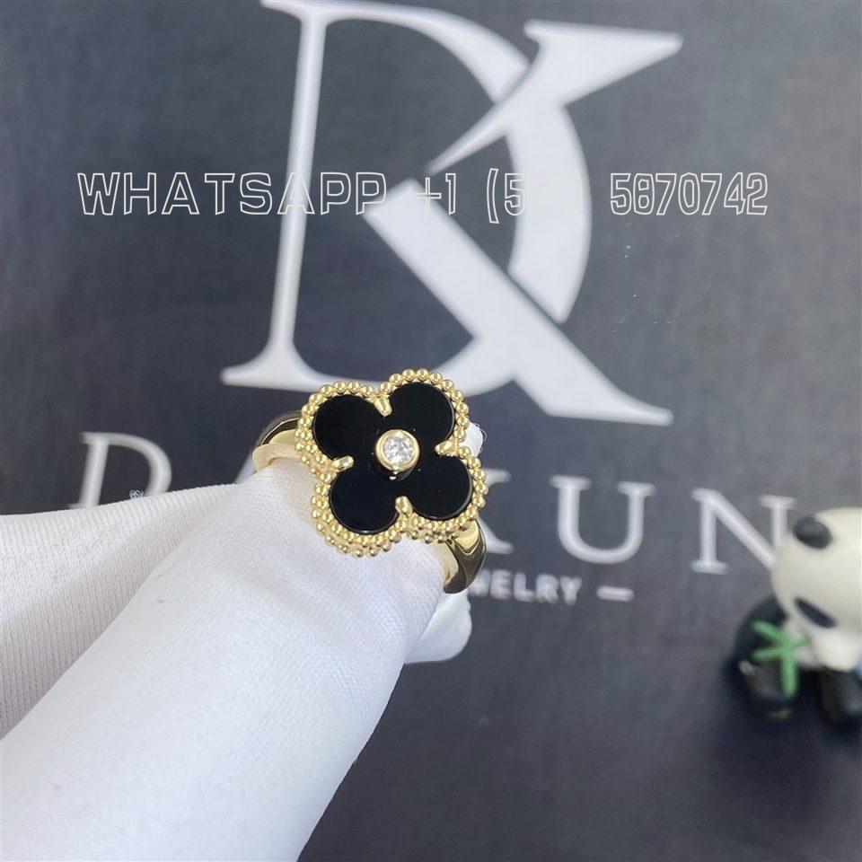 Custom Jewelry Van Cleef & Arpels Vintage Alhambra Ring in 18K Yellow gold, Diamond and Onyx VCARA41000