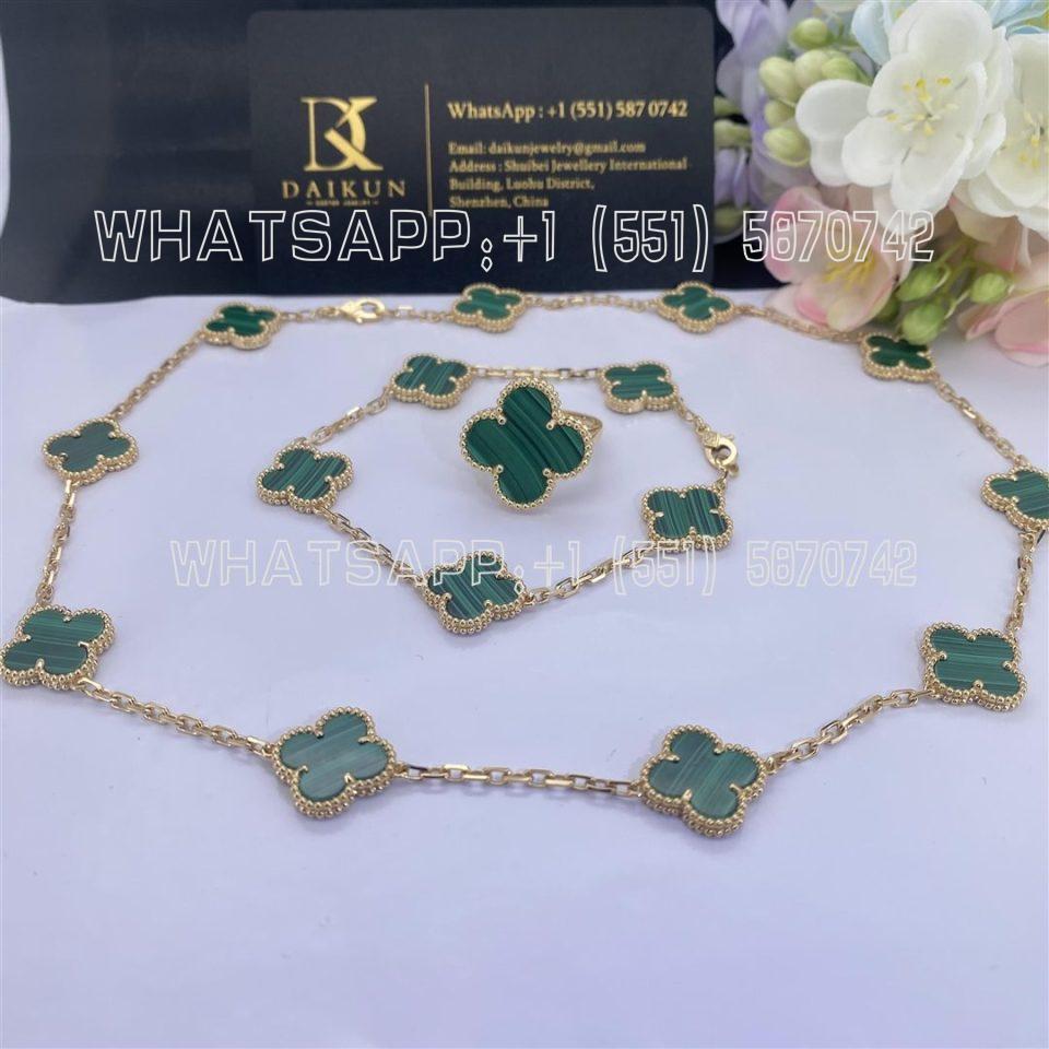 Custom Jewelry Van Cleef & Arpels Vintage Alhambra Necklace, 10 Motifs in 18K Yellow Gold and Malachite VCARO3QJ00