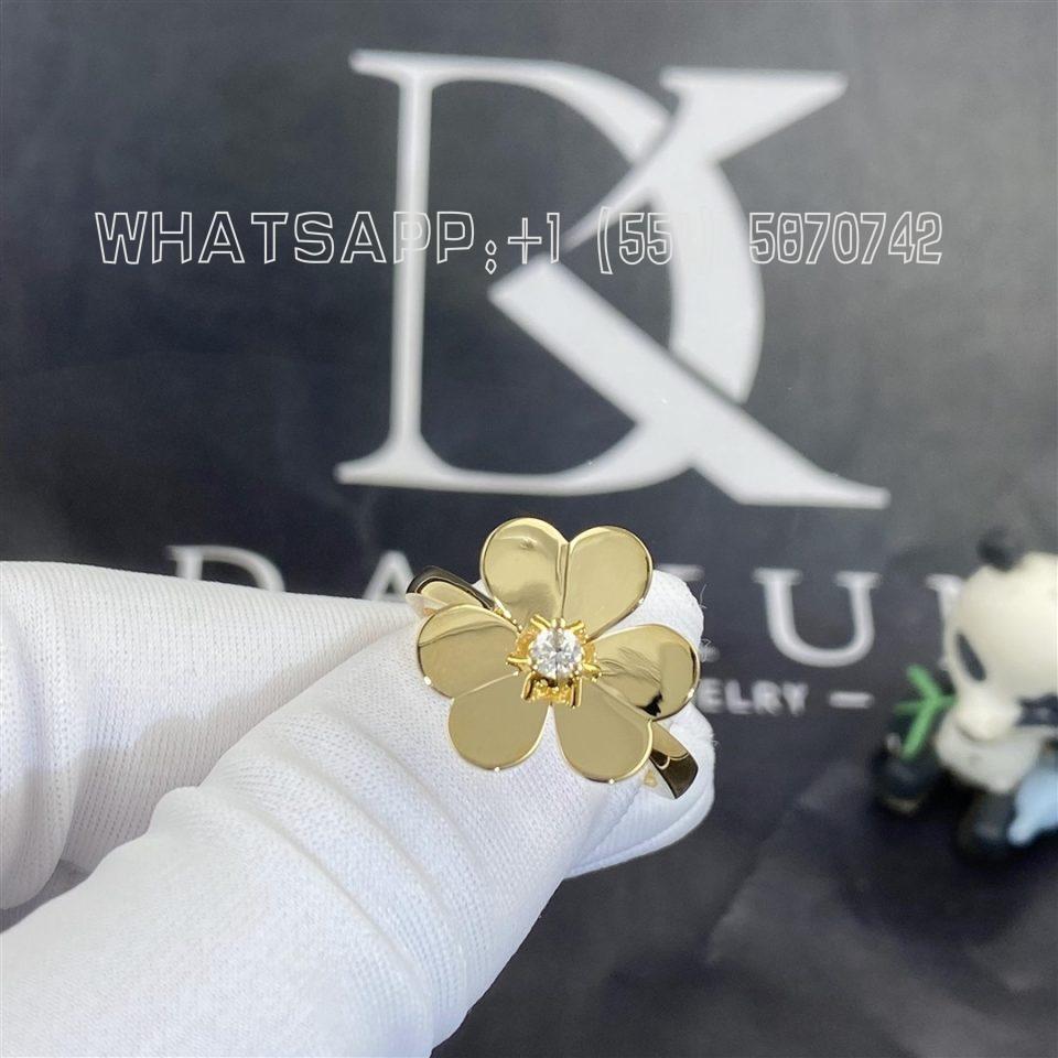 Custom Jewelry Van Cleef & Arpels Frivole ring, 1 flower, 18K Yellow gold small model VCARP2DS00