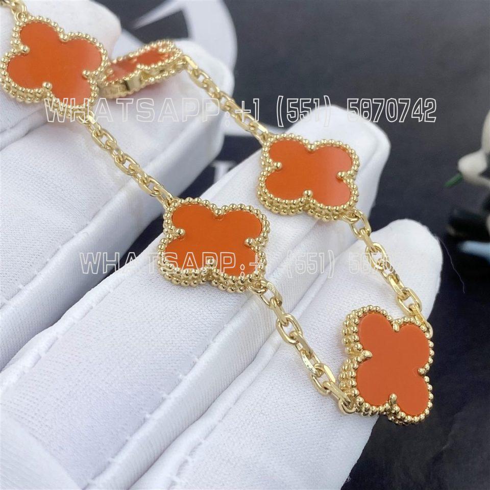 Custom Jewelry Van Cleef & Arpels Vintage Alhambra Bracelet 5 Motif in 18k Yellow Gold Coral Bracelet