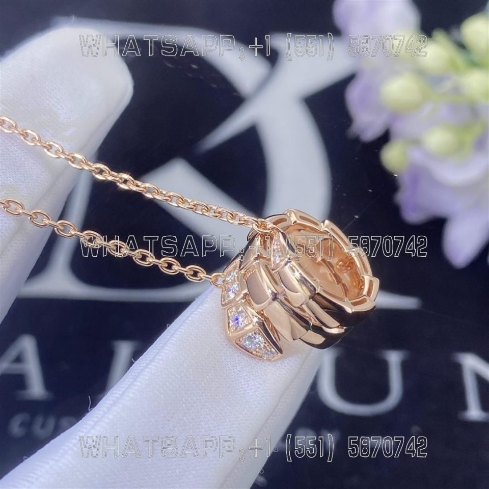 Custom Jewelry Bulgari Serpenti Viper pendant necklace in 18 kt rose gold set with demi-pavé diamonds 357794