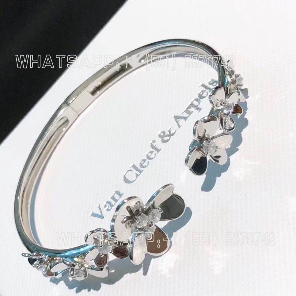 Custom Jewelry Van Cleef & Arpels Frivole bracelet, 7 flowers, medium model 18K White Gold