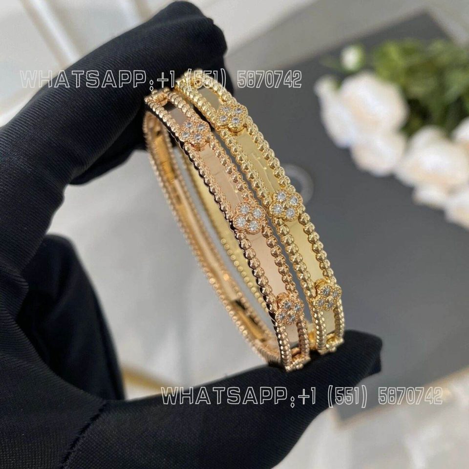 Custom Jewelry Van Cleef & Arpels Perlée sweet clovers bracelet, medium model 18K yellow gold VCARP6X600