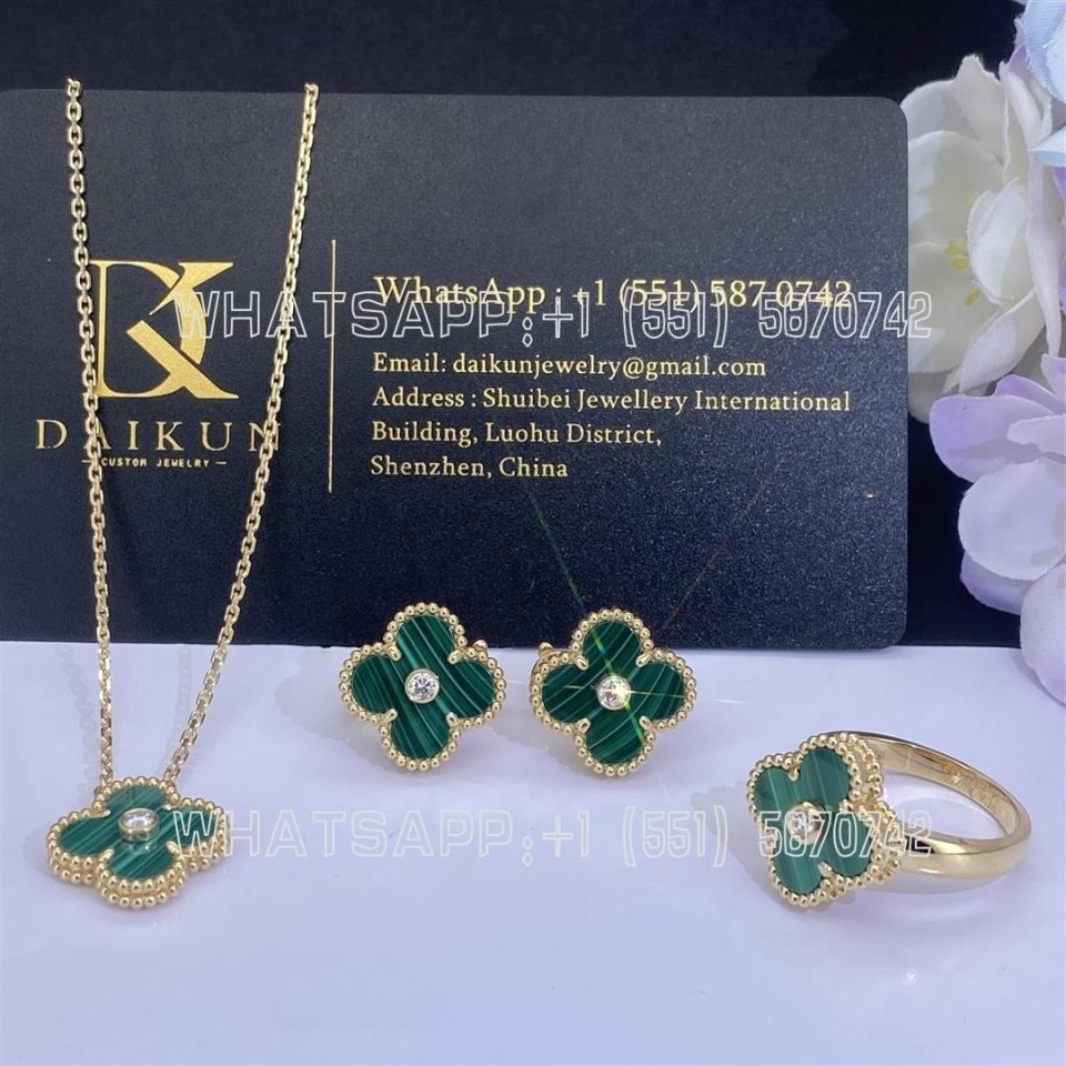 Custom Jewelry Van Cleef & Arpels Vintage Alhambra Diamond Malachite Limited Edition Necklace